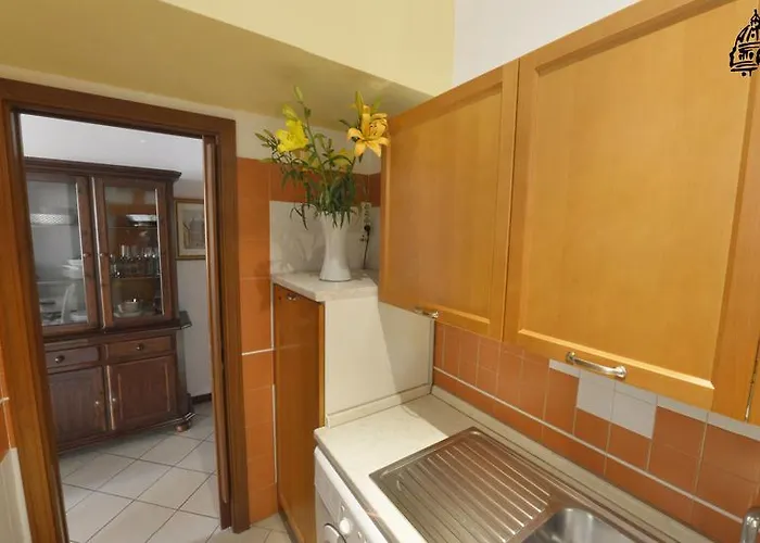 Borgo Pio 91 4* Rome